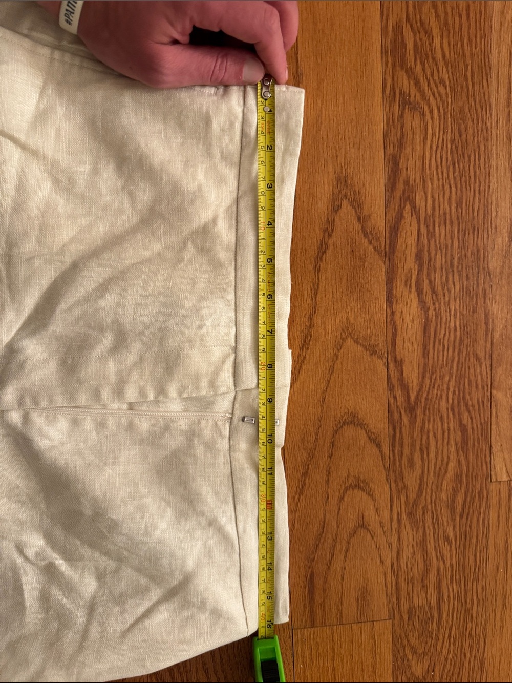 COS Neutral Linen High-Rise Shorts in Light Cream/Ivory - Picture 8 of 8